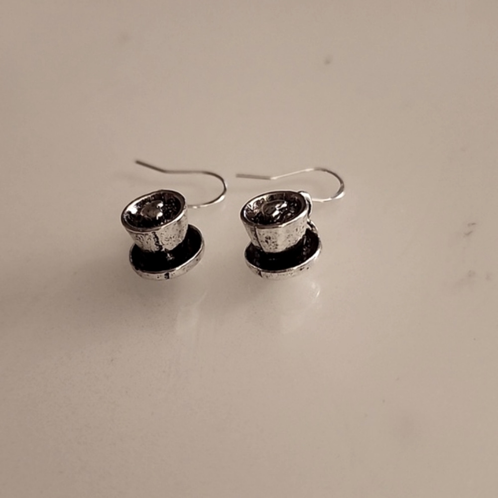 🌺Coffee Cup Heart Charm Earrings 925S post - Picture 2 of 5